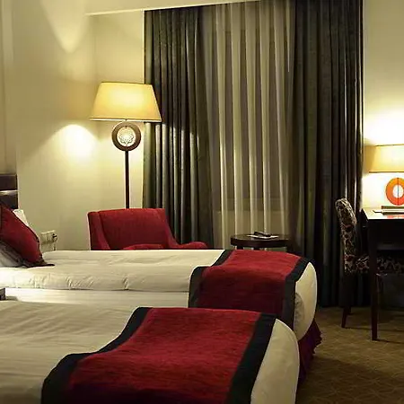 Niza Park Готель 4*